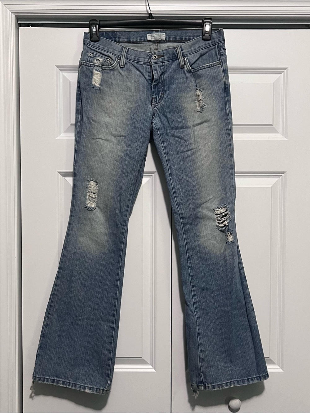 Vintage Y2K American Eagle Distressed Low Rise Hipster Bootcut Jeans ⭐